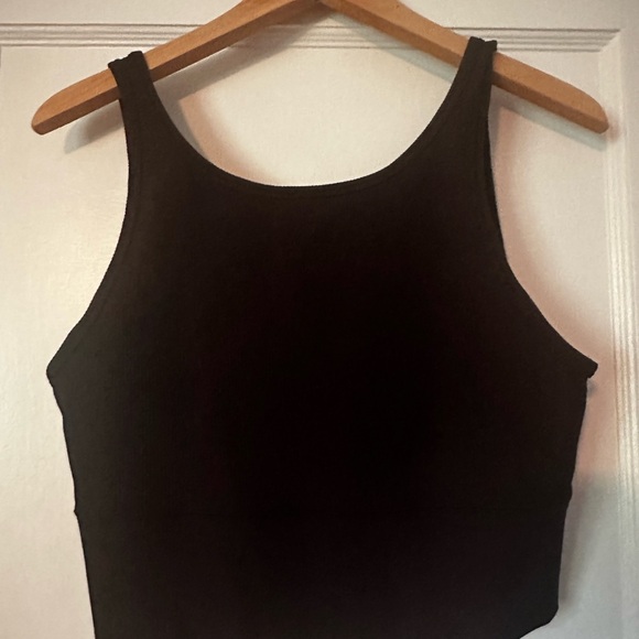 Lululemon Tank (black) - Picture 4 of 5